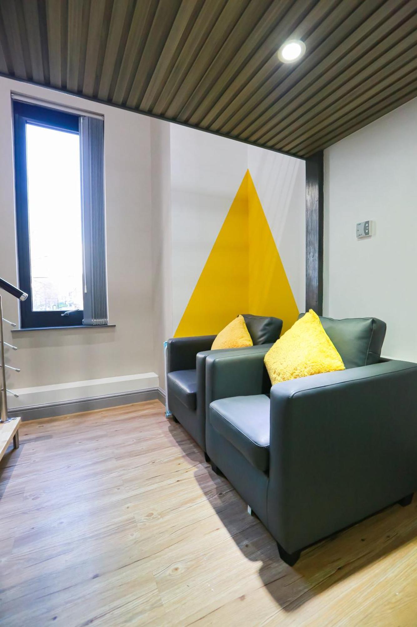 Apartment E103 Loft Retreat