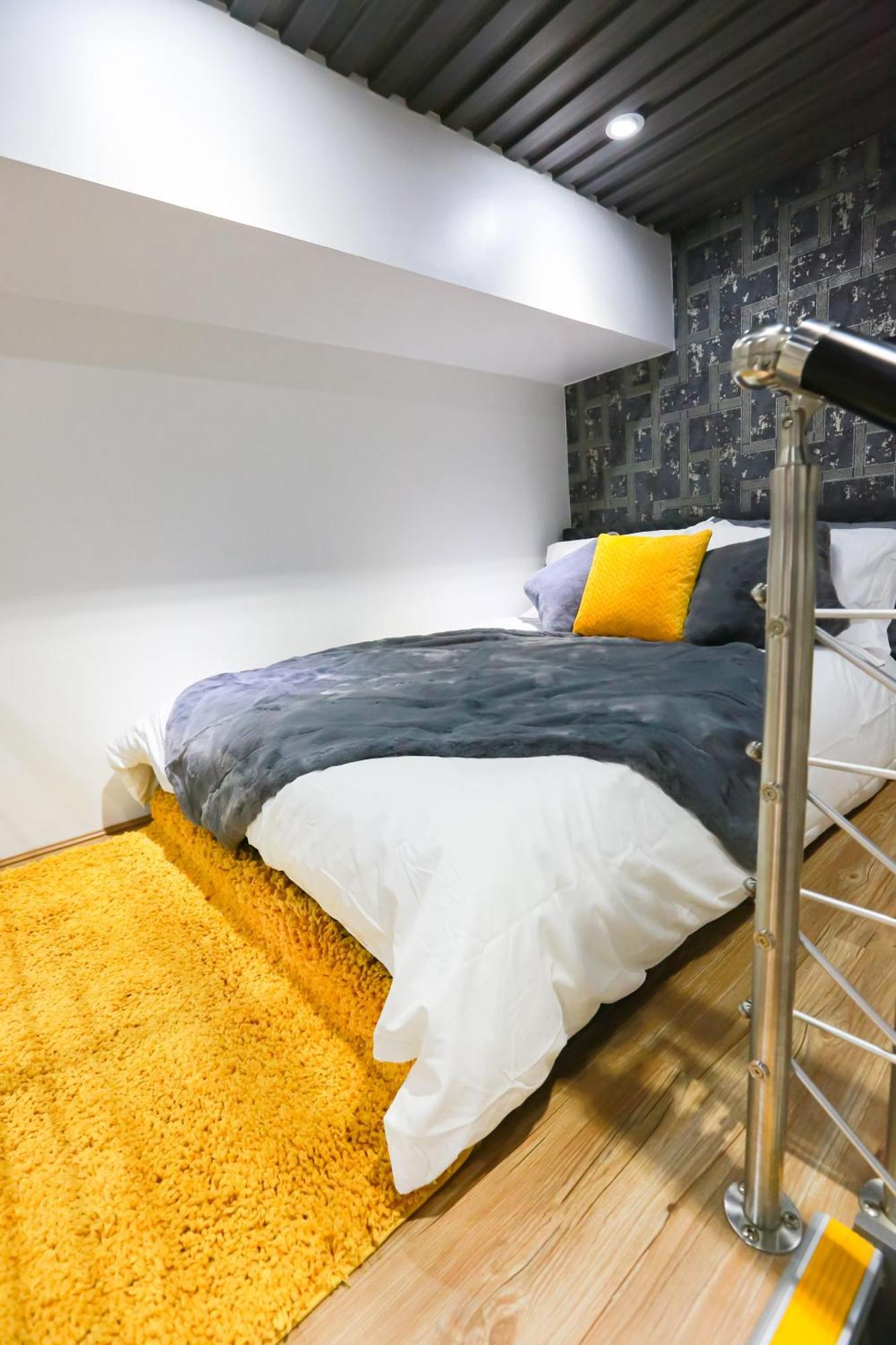 E103 Loft Retreat Apartment