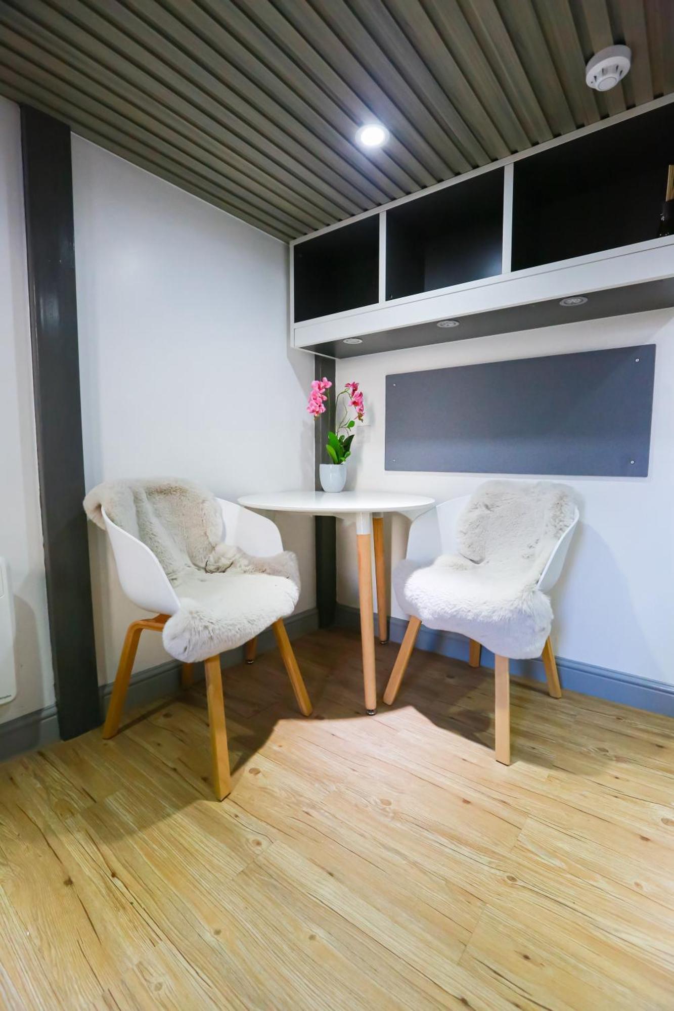 E103 Loft Retreat Apartment *
