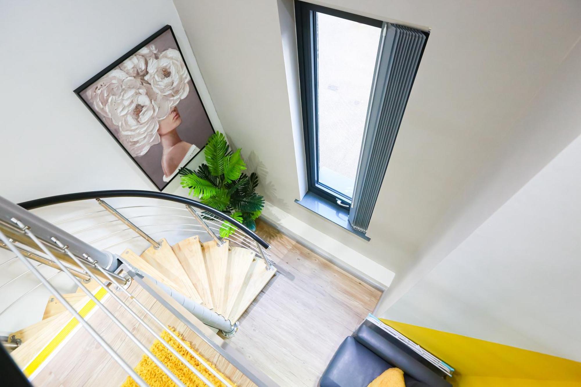 E103 Loft Retreat Apartment Coventry